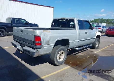 2000 Dodge Ram 1500 St from USA, damaged, VIN 3B7HF13Y6YG112656